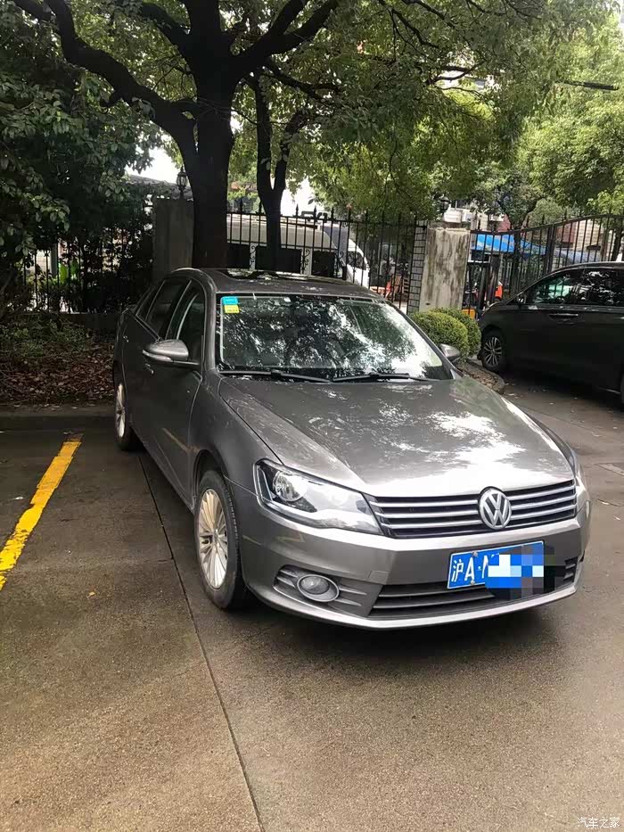 上海出售15年宝来自动豪华版