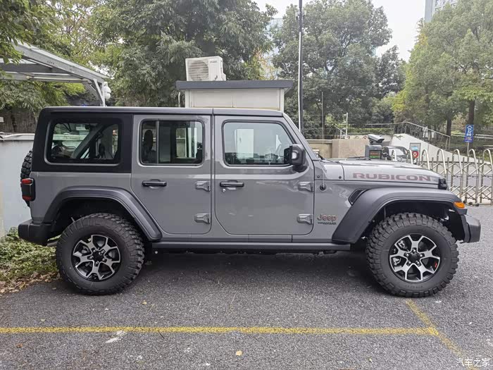 喜提卢比肯银河灰