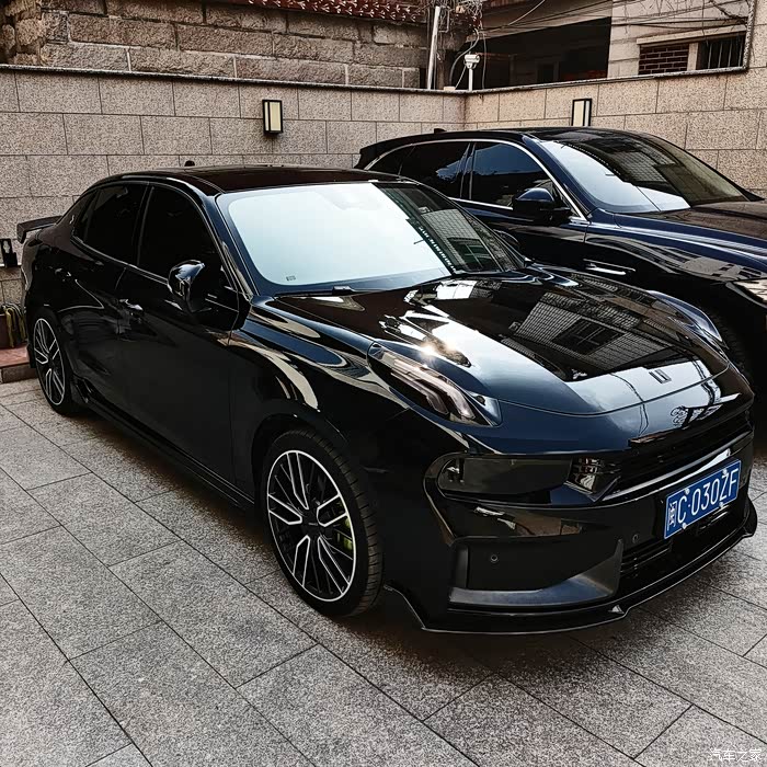 这是我的no3战车领克03性能套装版玛瑙黑