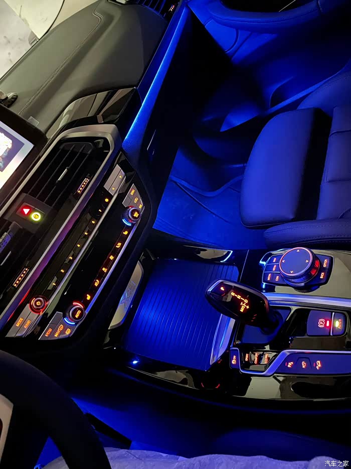 【图】深藏blue【夜景内饰照1组】_宝马x3论坛_汽车之家论坛