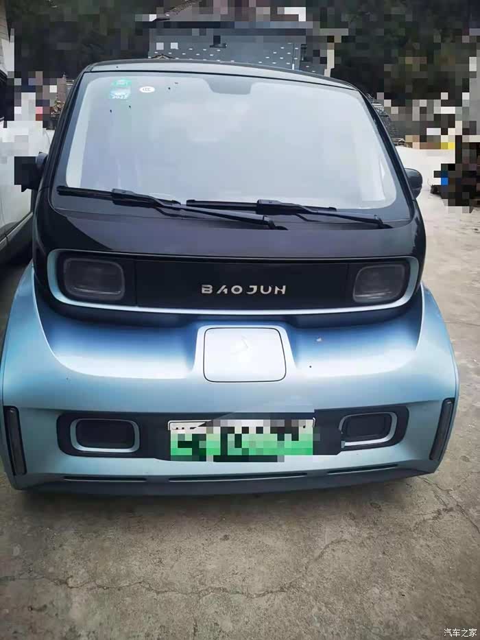 新宝骏e300plus来自未来的科幻座驾