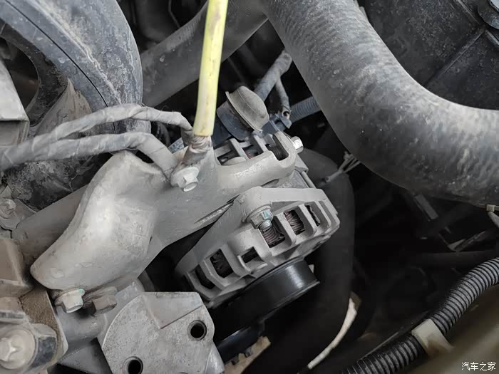 发动机皮带异响看我如何解决