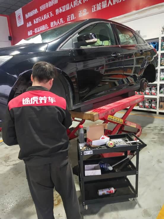 2012款福特新福克斯途虎养车保养体验