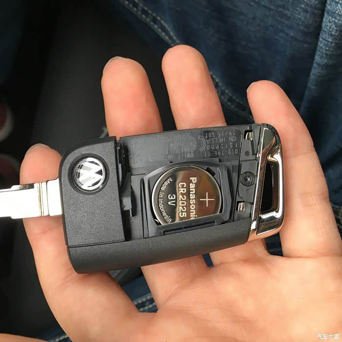 【图】7.5代的钥匙电池是什么型号_高尔夫gti论坛_汽车之家论坛