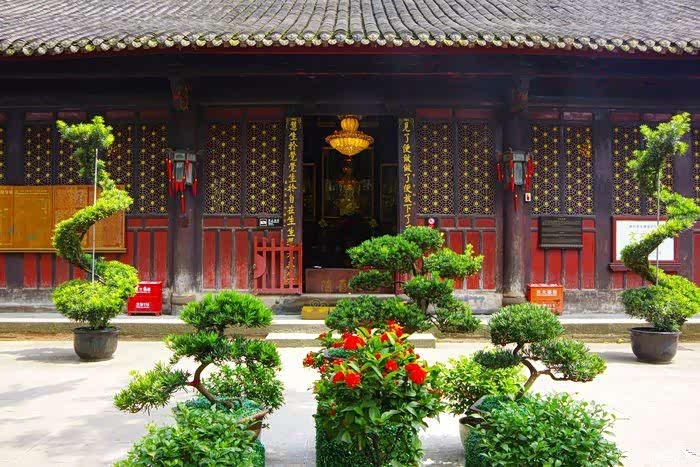 这就是三大士殿.