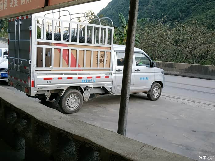 8一年半的新卡,双排,仓栏_五菱荣光小卡论坛_汽车之家论坛