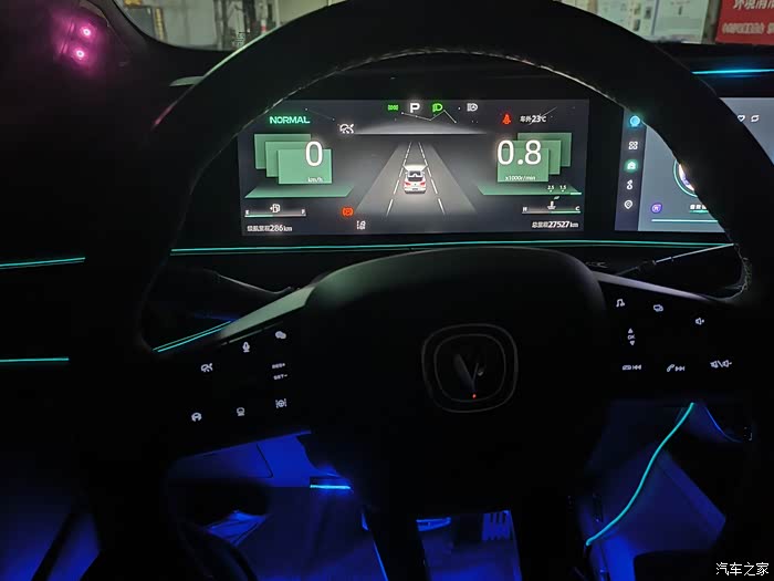 【图】让爱车闪耀夺目,长安unit氛围灯diy指南!