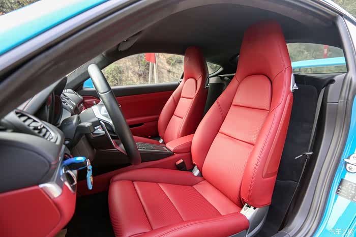 改装分享》718cayman升级gt4包围套件加波尔多红真皮内饰_保时捷718