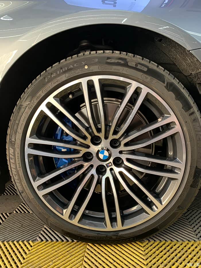 【图】出进口530i原车19寸轮毂带胎,版主留情_宝马5系论坛_汽车之家