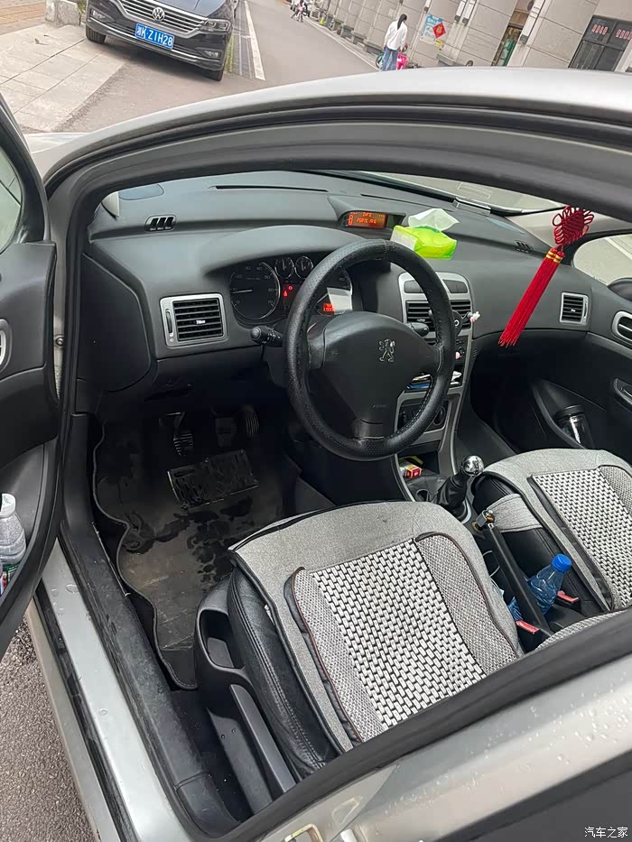 【图】07年三厢银色307慢出_标致307论坛_汽车之家论坛