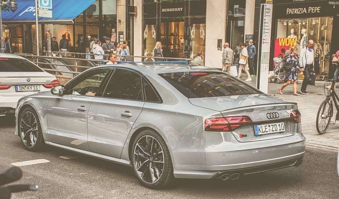 欧洲街头的西装暴徒,s8白色和什么蓝_奥迪rs论坛_手机汽车之家