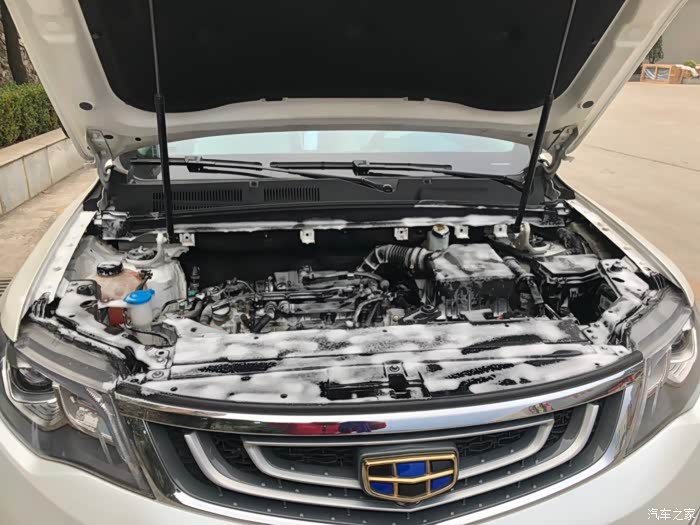 (福利帖)一看就会,自己动手清洗发动机舱.