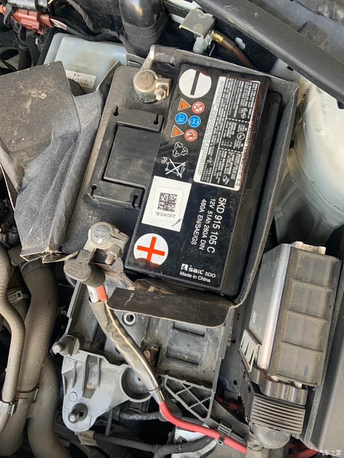 【图】大神看一下电瓶型号_高尔夫论坛_汽车之家论坛