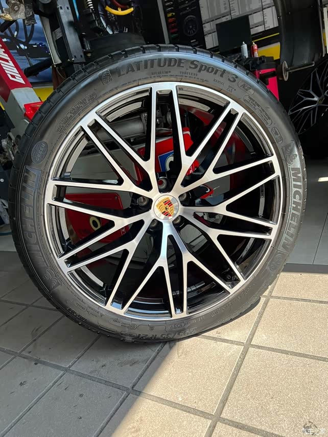 米其林轮胎29535r21107ylatitude