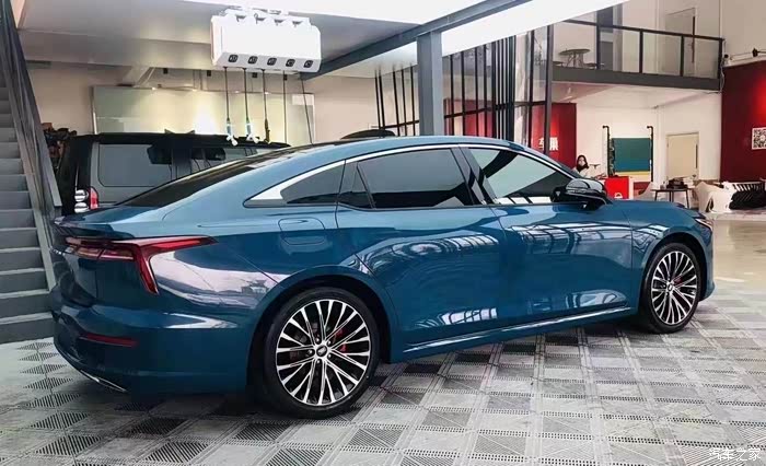 【图】三代珍珠白奔腾b70准备改色_奔腾b70论坛_汽车之家论坛