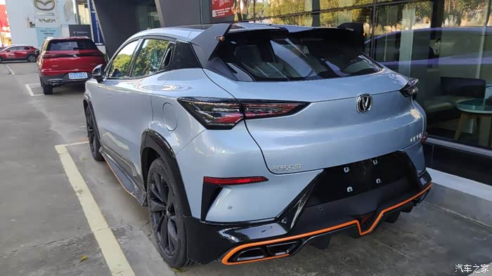 令人抗拒不了的颜值长安unit运动版