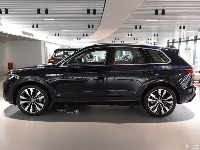 收新途锐21寸原厂银色轮毂4只谢谢你们