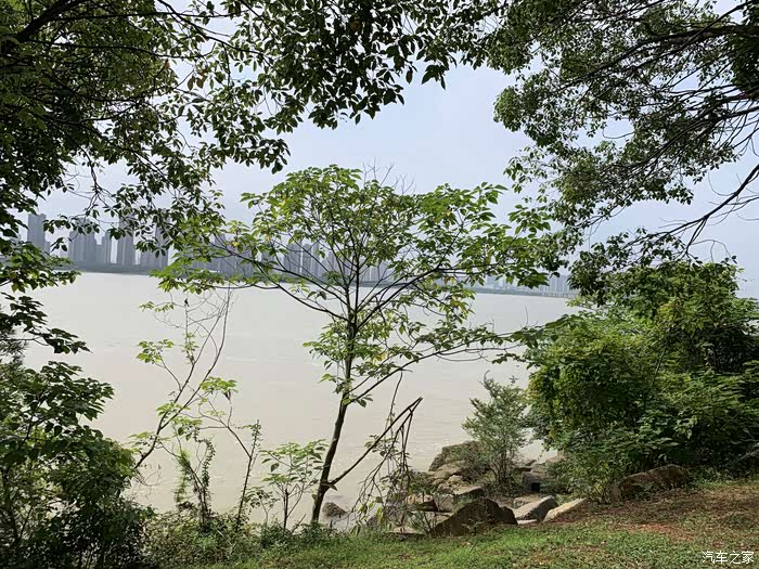 驾75闲游渔舟湾湿地公园