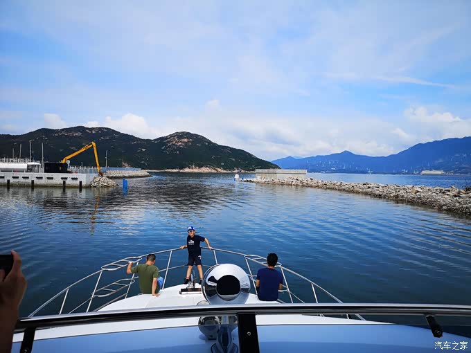 gs8自驾游|坐着游艇去出海