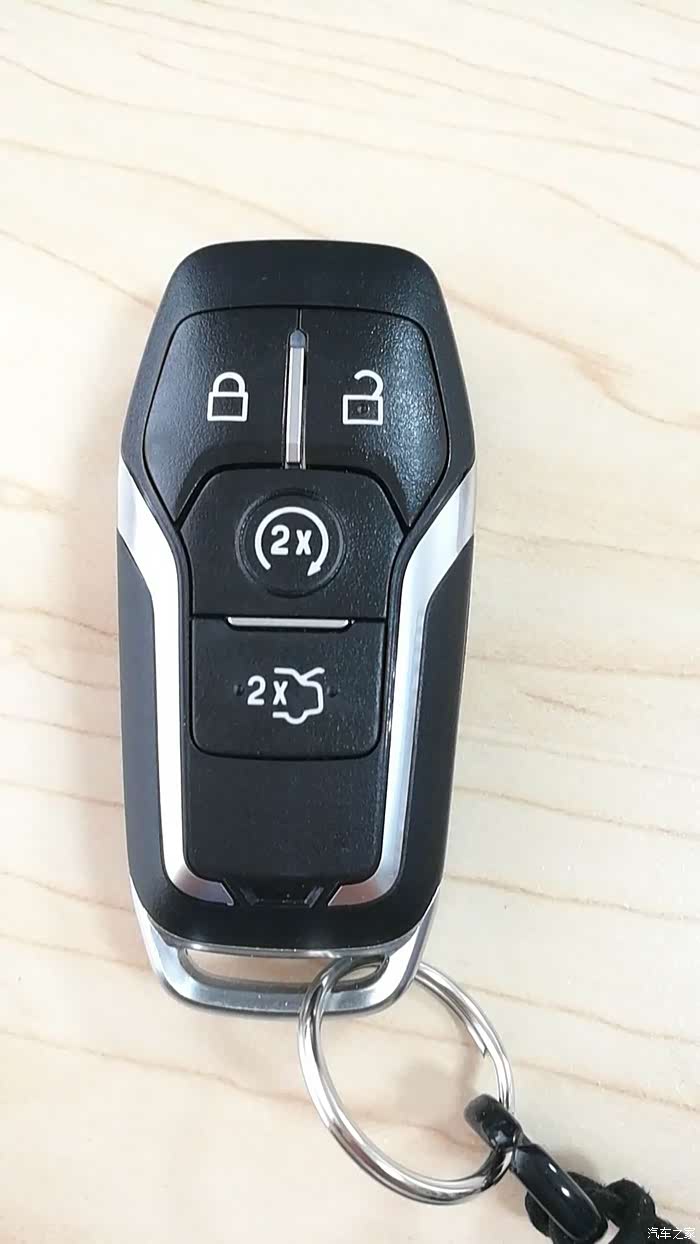 2,钥匙遥控开启,关闭车窗,仍不会使用.