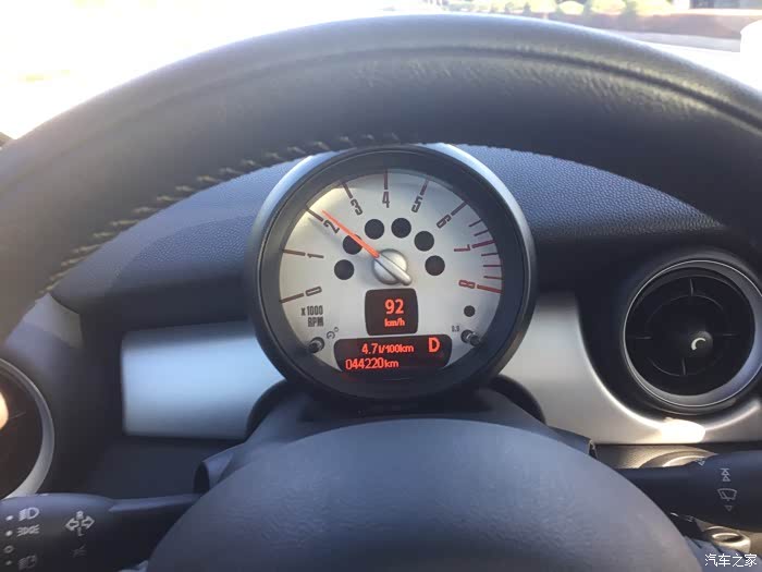 求指教老款mini油耗仪表盘的问题