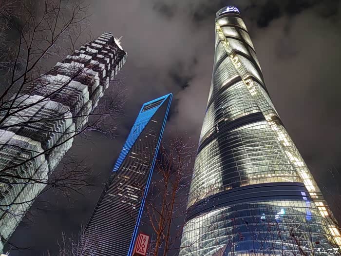 魔都上海极寒天气逛魔都三大件景点