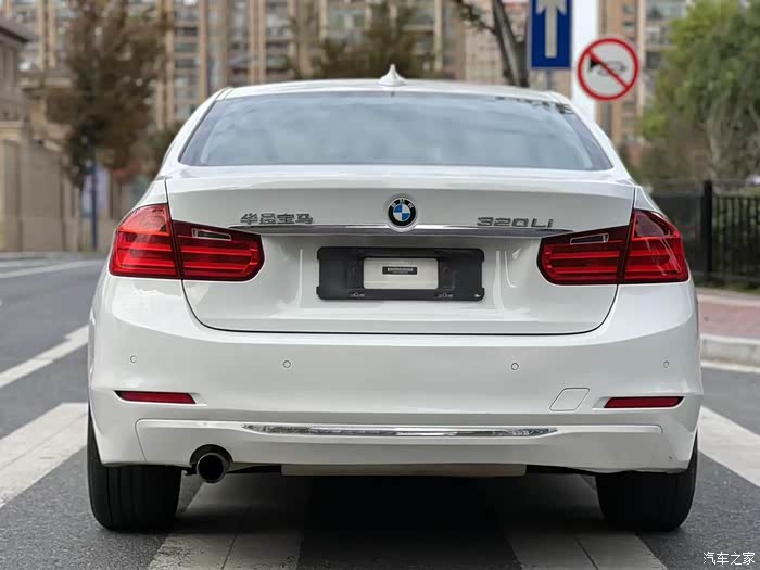 【图】宝马的尾部如此性感_摄影论坛_汽车之家论坛