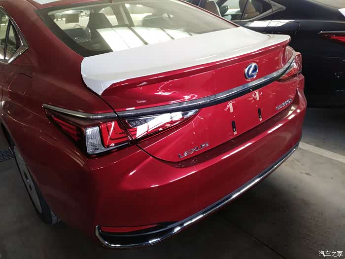 【图】es300h红色提车作业(多图),转让全新后备箱垫_雷克萨斯es论坛