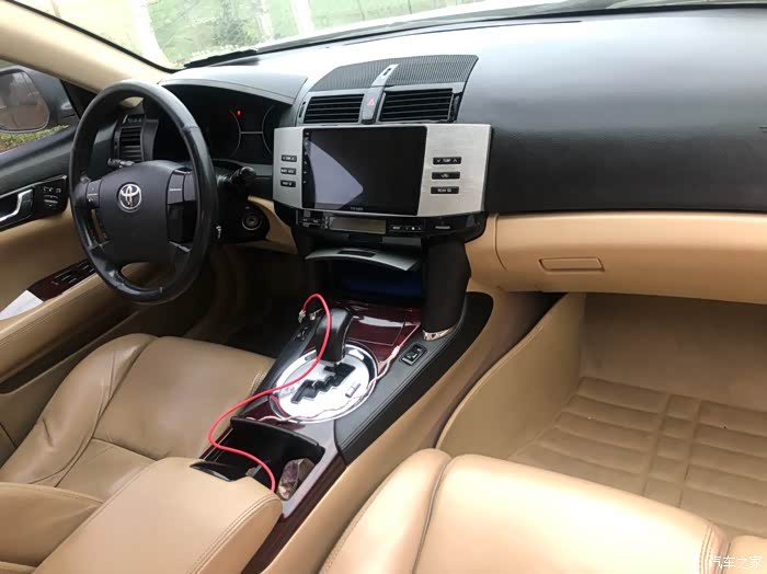 丰田锐志08款车