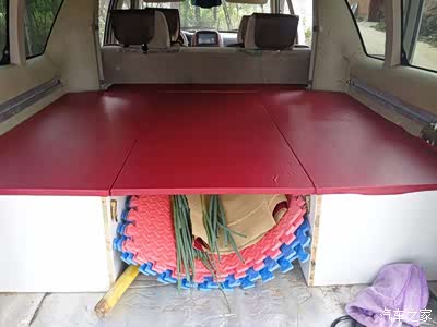 出 日产np300大屁股帕拉丁四驱越野大床车