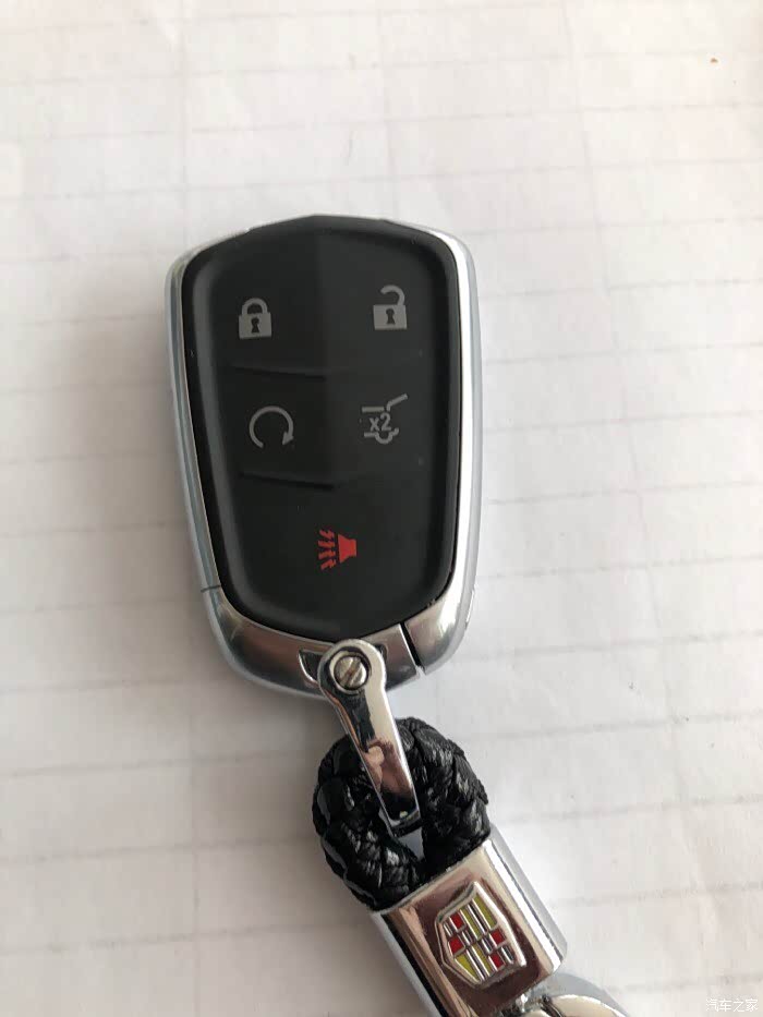【图】教你怎么换车钥匙电池_凯迪拉克xt5论坛_汽车之家论坛
