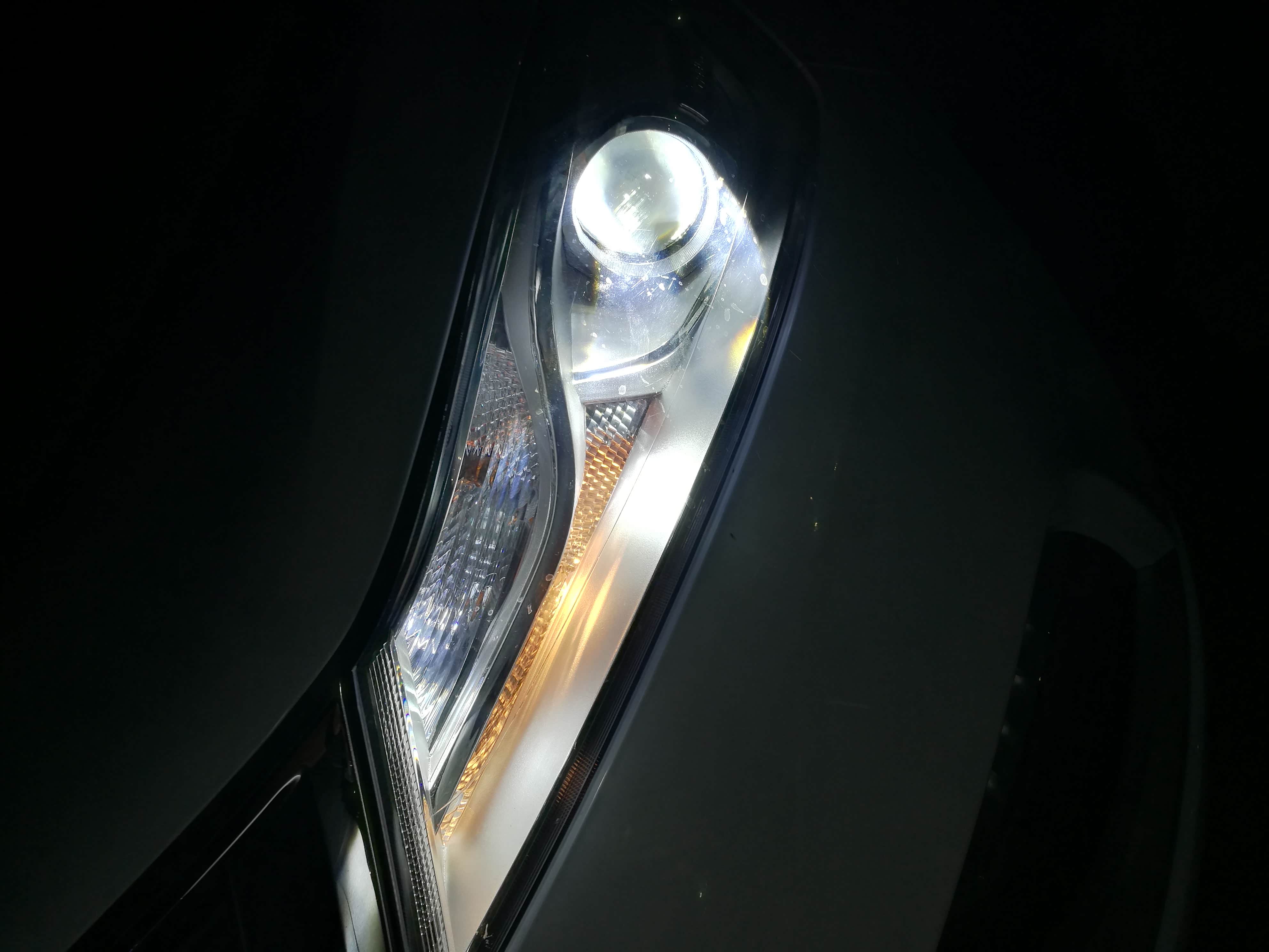 帝豪gs大灯升级改装作业