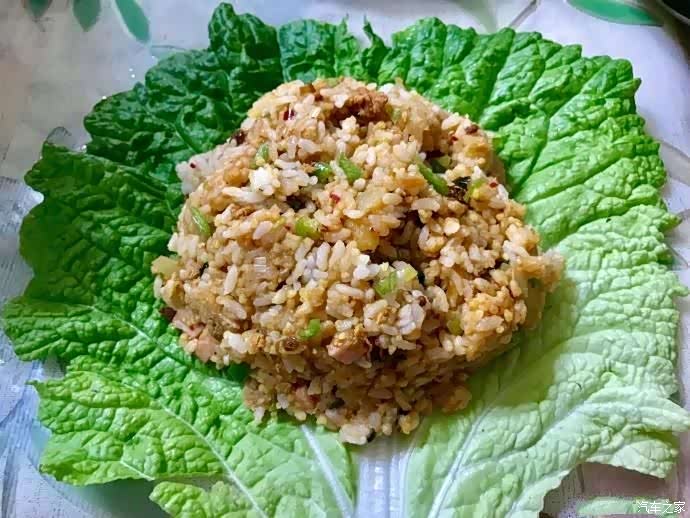 东北饭包,大白菜叶,肉酱,米饭