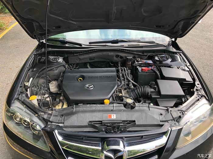 发动机仓,和q70发动机比小多了