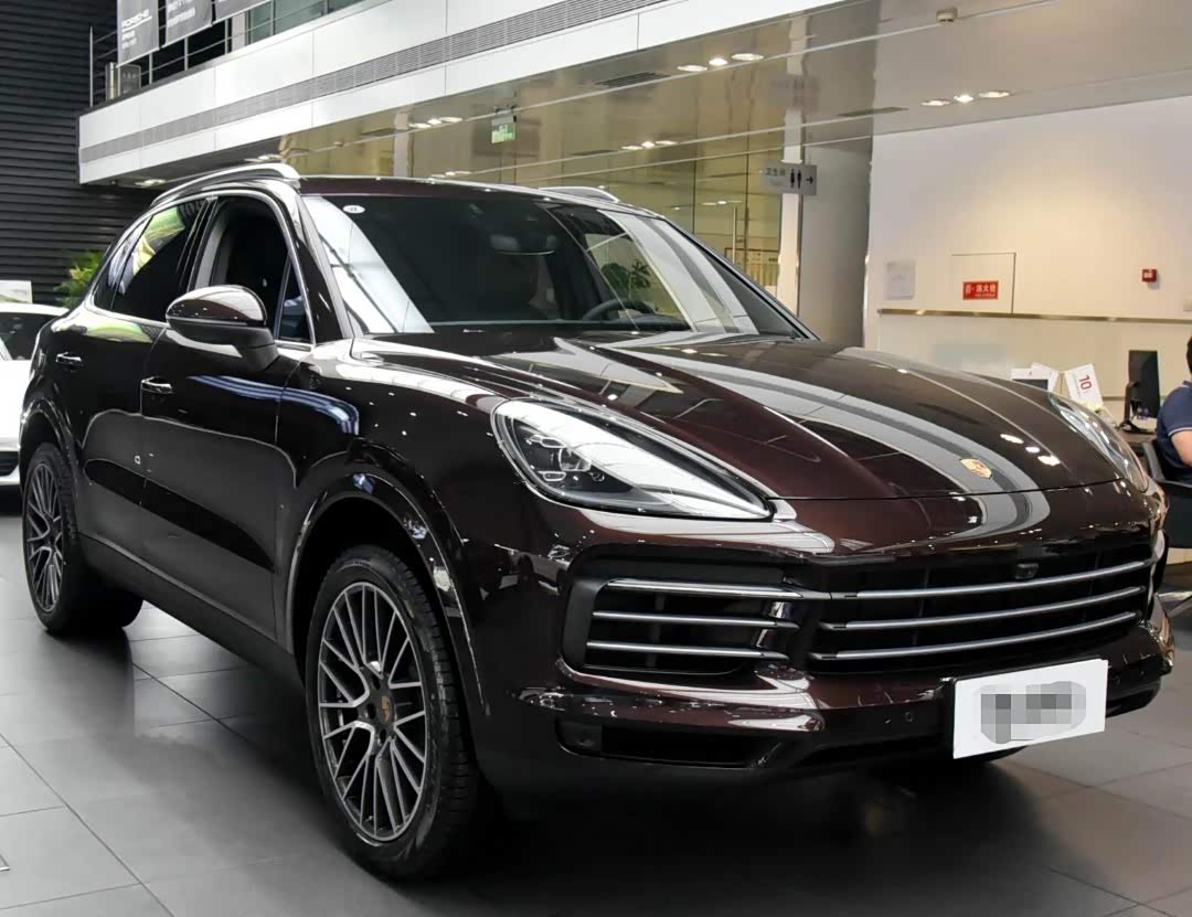 更加动感时尚的外观造型,让整车具有了很高的辨识度_路易斯论坛_手机