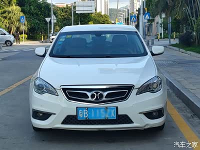 北汽坤宝d50,还有人记得这里中级车吗!