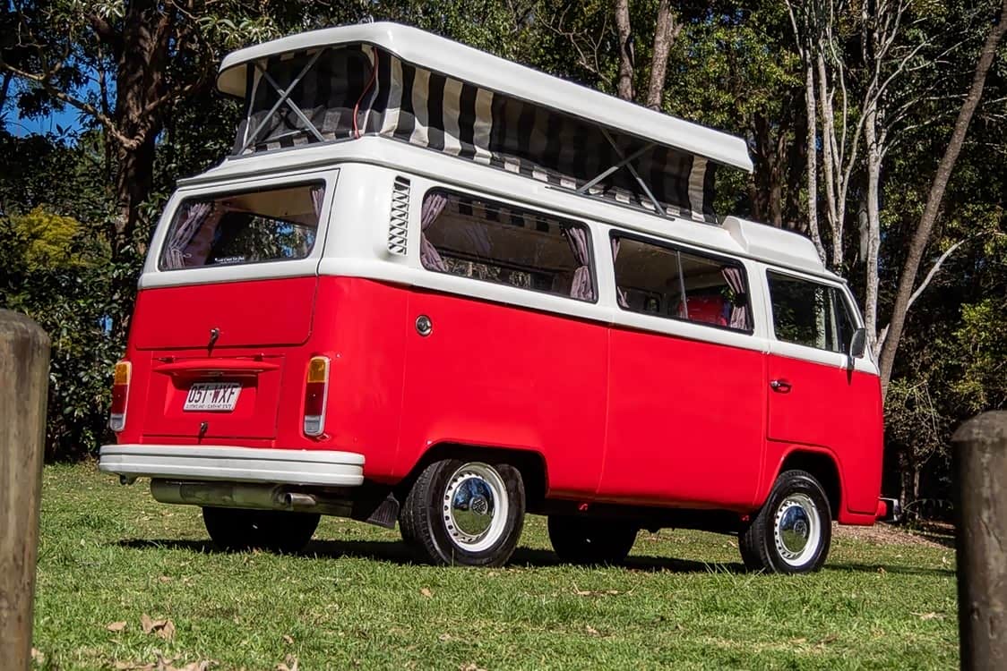 1976年款大众kombi露营车.