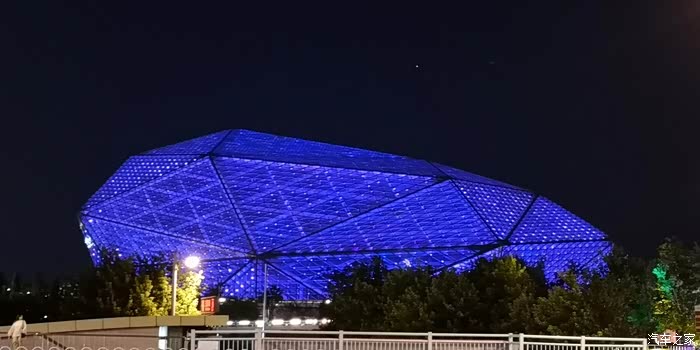 赏夜景之十年磨一剑沈阳k11