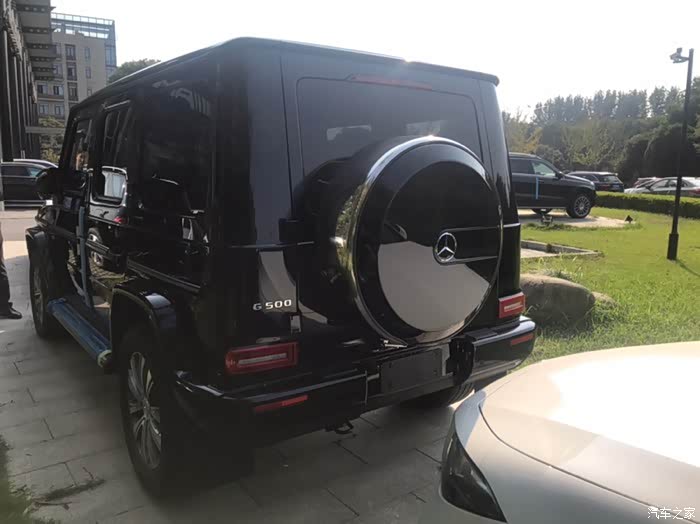 【图】谁有黑色的新款g500图片_奔驰g级论坛_汽车之家论坛