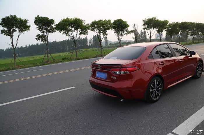 雷凌赤焰红运动版提车作业