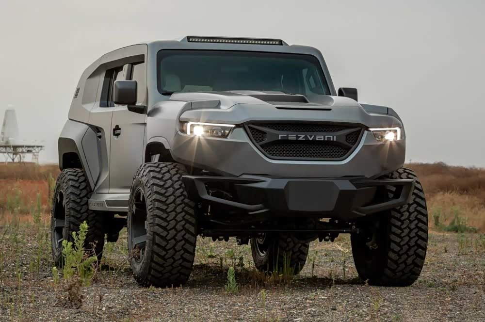 巨无霸越野车外观太强硬还搭载v8引擎