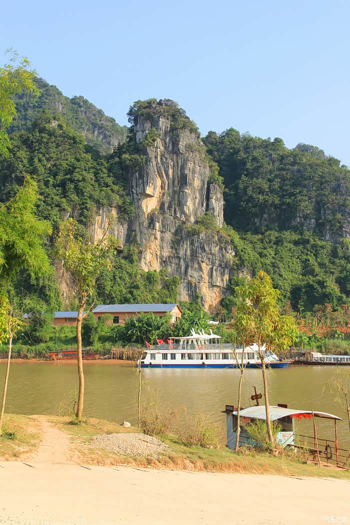 祖国南部自驾游48左江花山岩画