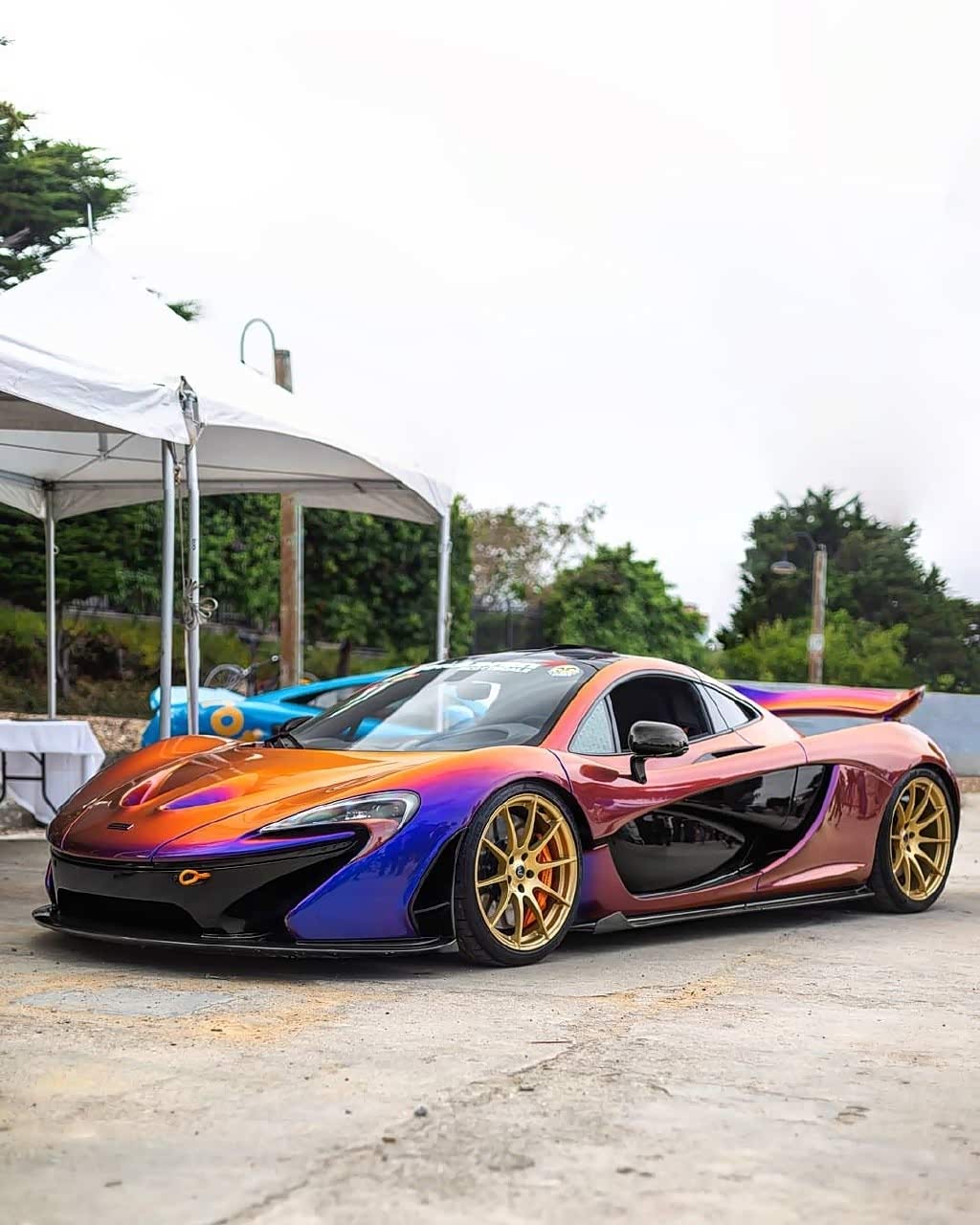 mclaren p1 这配色够骚气