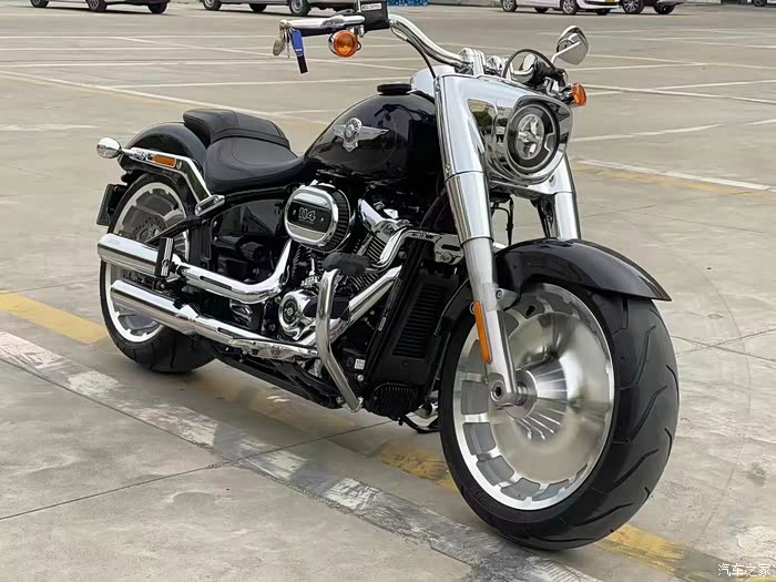 哈雷肥仔太板正了