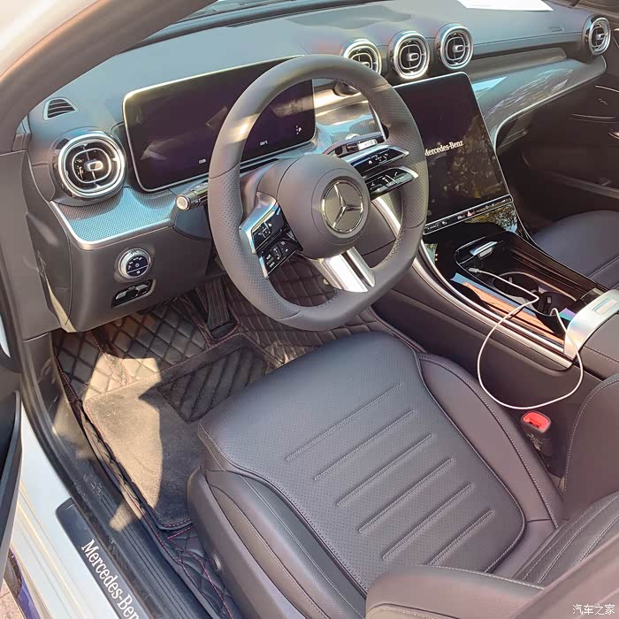 坐标天津开新3提新c入手2022款奔驰c260l提车作业