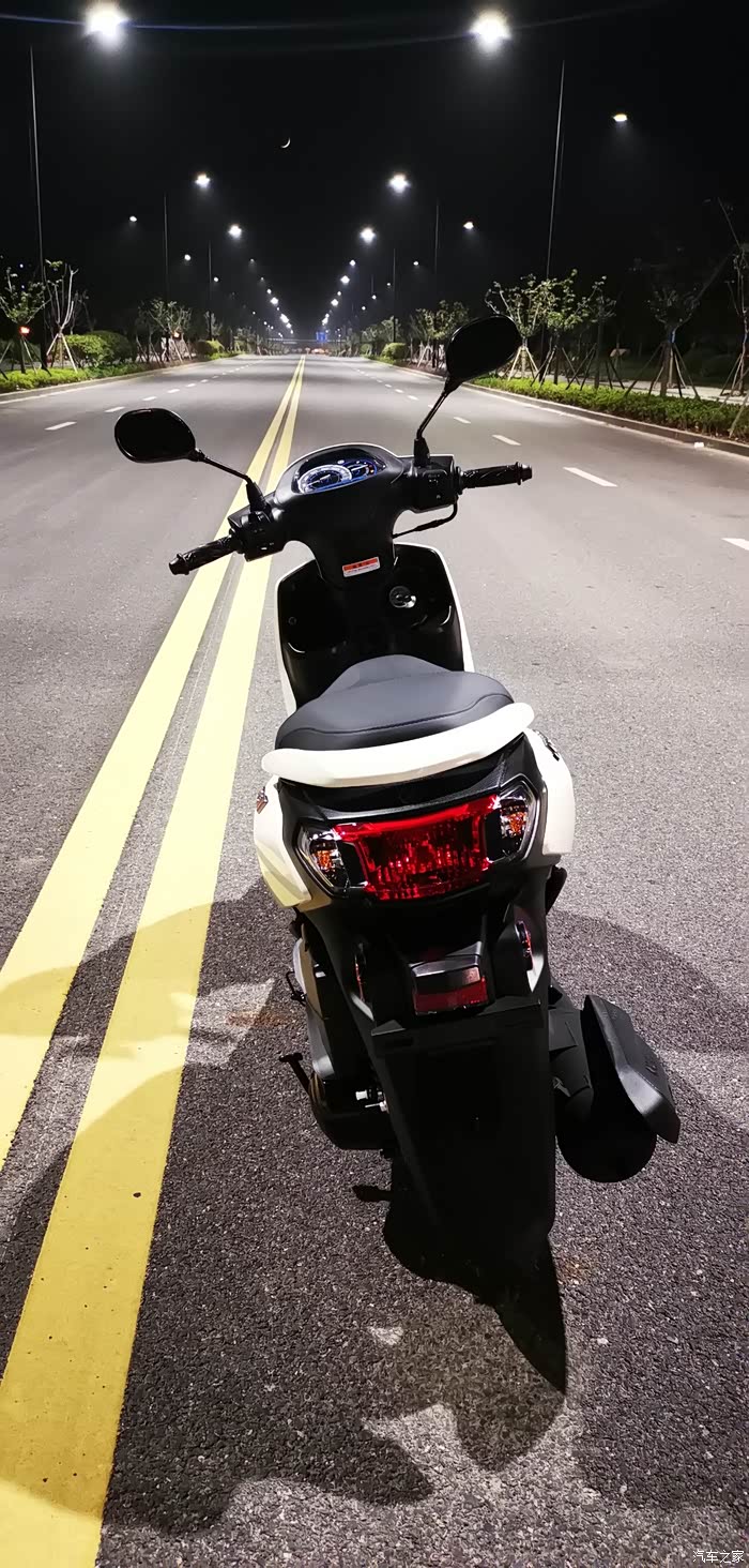 象牙白巧格i,有质感的买菜车