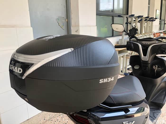 旧车新提 三阳fnx150 加装夏德34尾箱和靠背 (会一直更新)