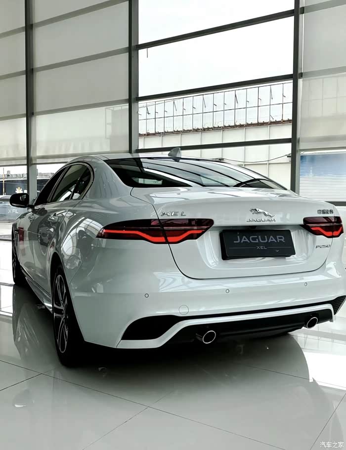 关于捷豹xel落地价格谈多少合适呢