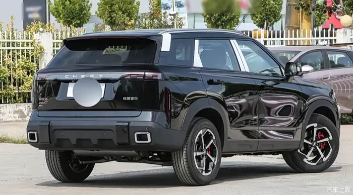 奇瑞探索06采用了一种全新设计语言