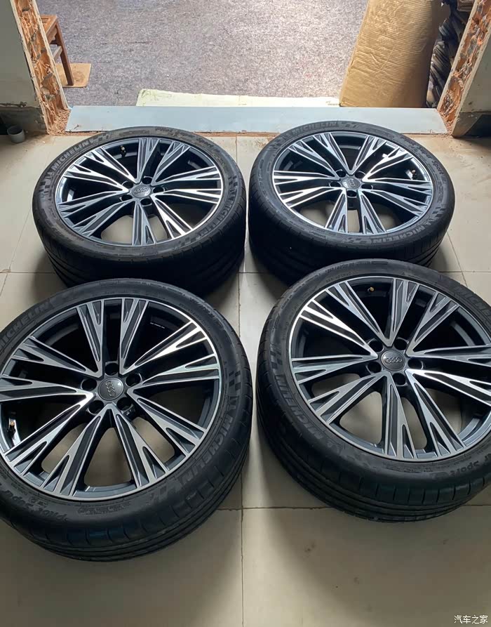 a6l原厂20寸树杈轮毂带轮胎